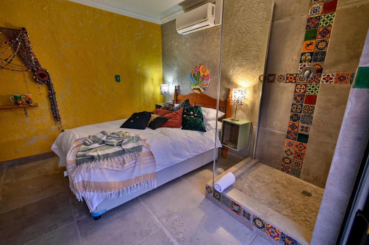 Iszis Guest House Bloemfontein Buitenkant foto